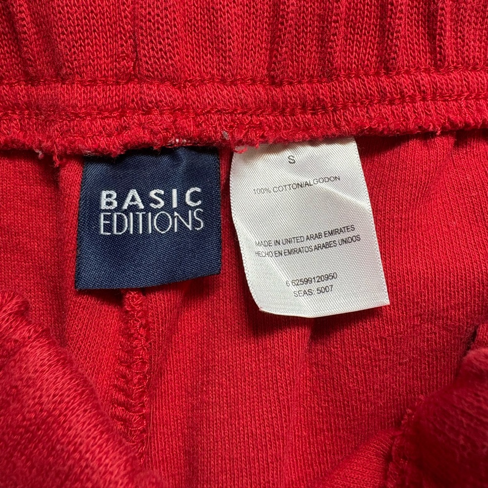 Basic Editions Red Set - Picture 4 of 4